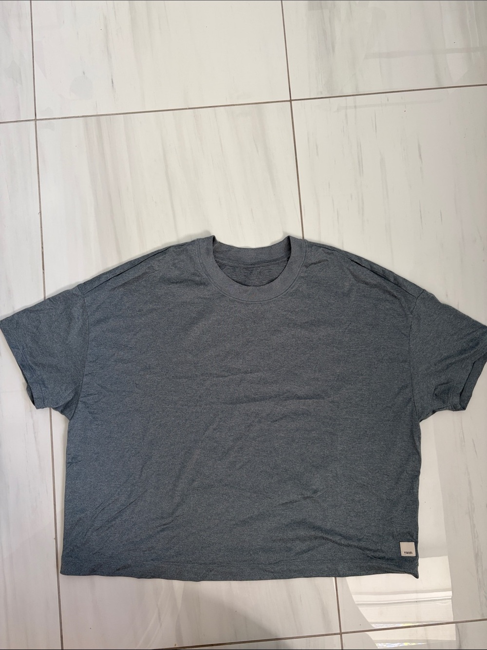 Vuori women’s energy tee smoke blue size small